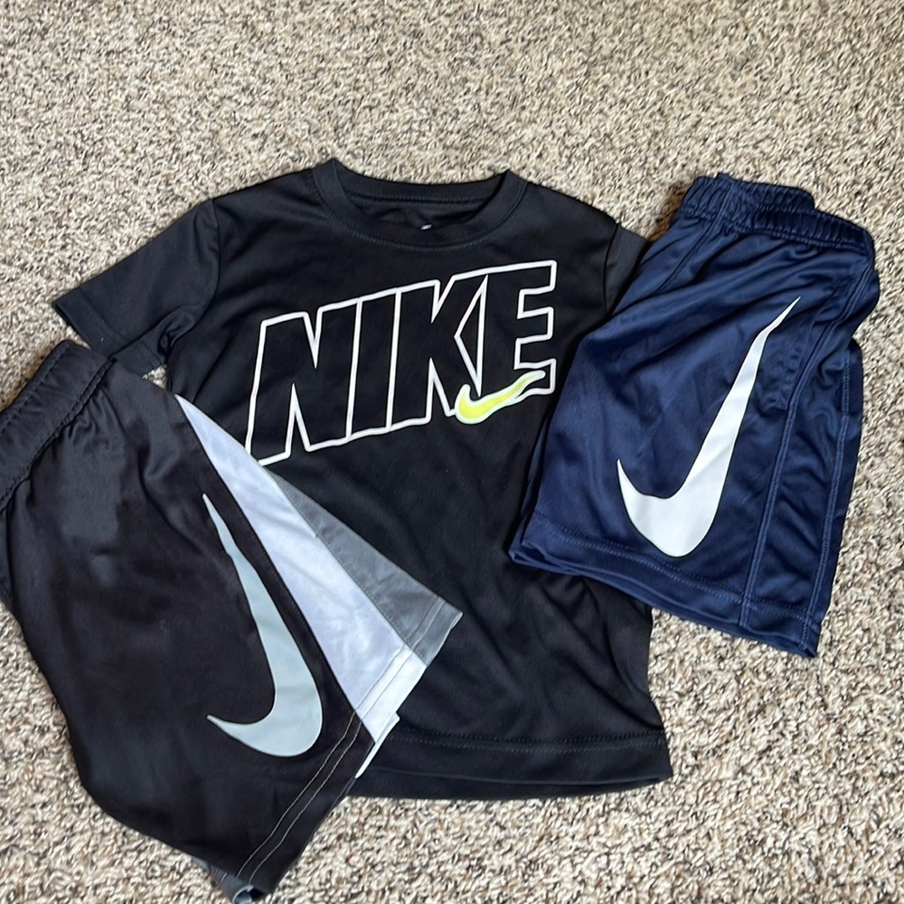 Nike size 5/S